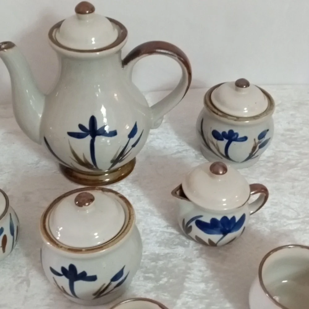 Vintage Japanese Blue Lotus Stoneware Coffee & Tea Set 12 Pc